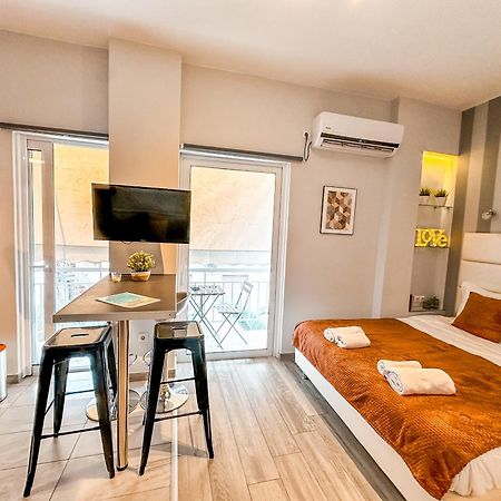 Walk To Markets From A Cozy Studio By Cielo Homes Athens Ngoại thất bức ảnh