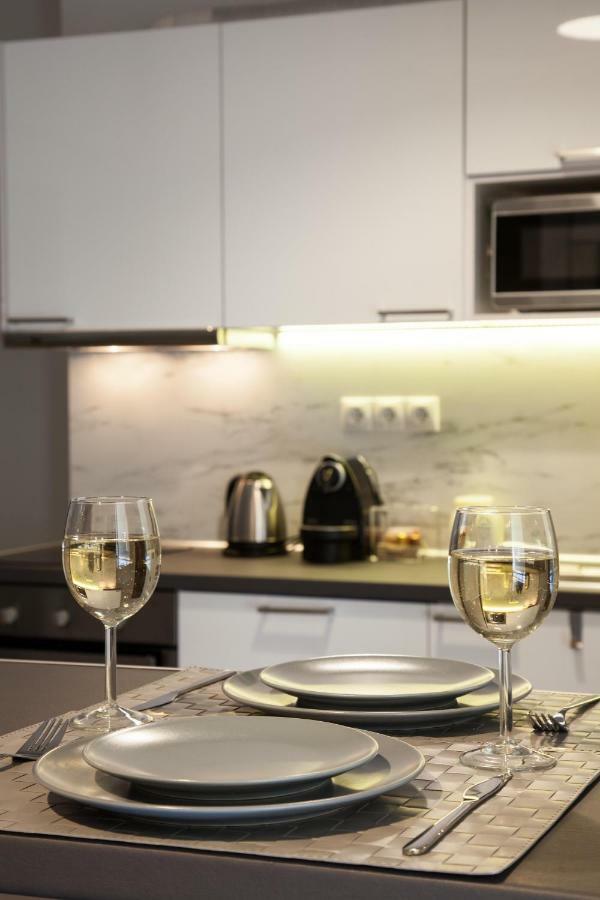 Walk To Markets From A Cozy Studio By Cielo Homes Athens Ngoại thất bức ảnh
