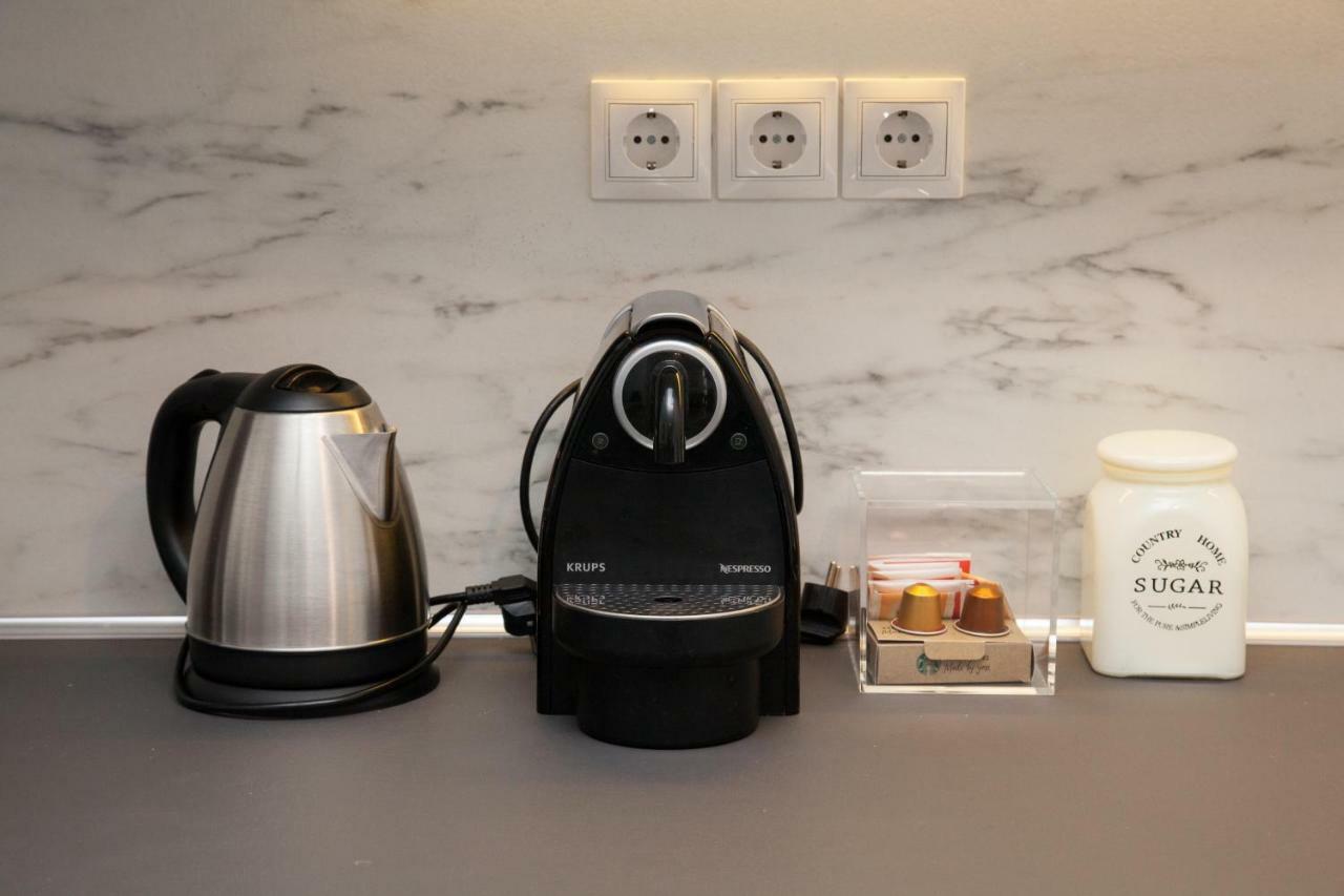 Walk To Markets From A Cozy Studio By Cielo Homes Athens Ngoại thất bức ảnh